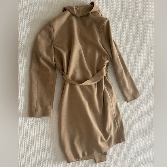 Beige Belted Coat - Picture 4 of 11